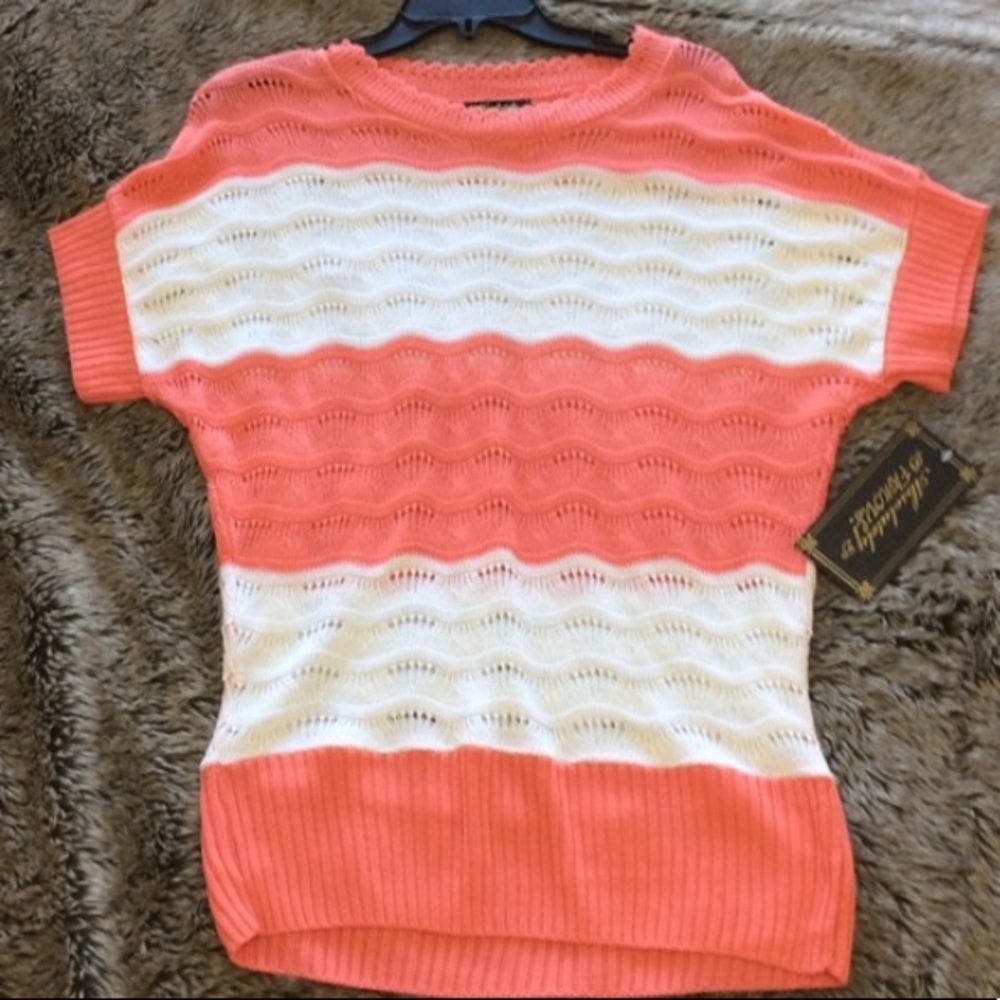 Absolutely Famous peach and white striped batwing sleeve knit blouse size small